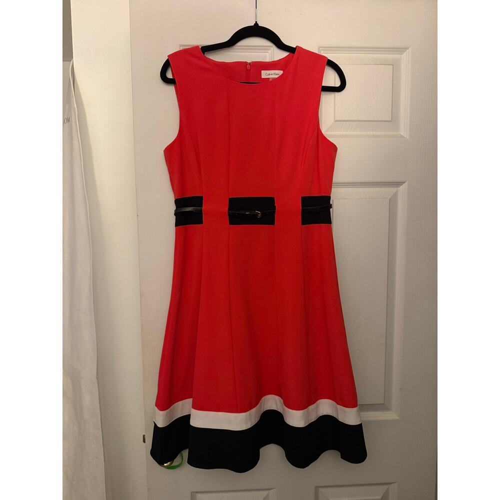 Dress By Calvin Klein With Black Belt Size 8